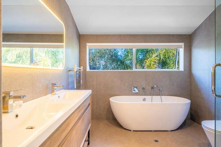 335a East Coast Road Mairangi Bay_12