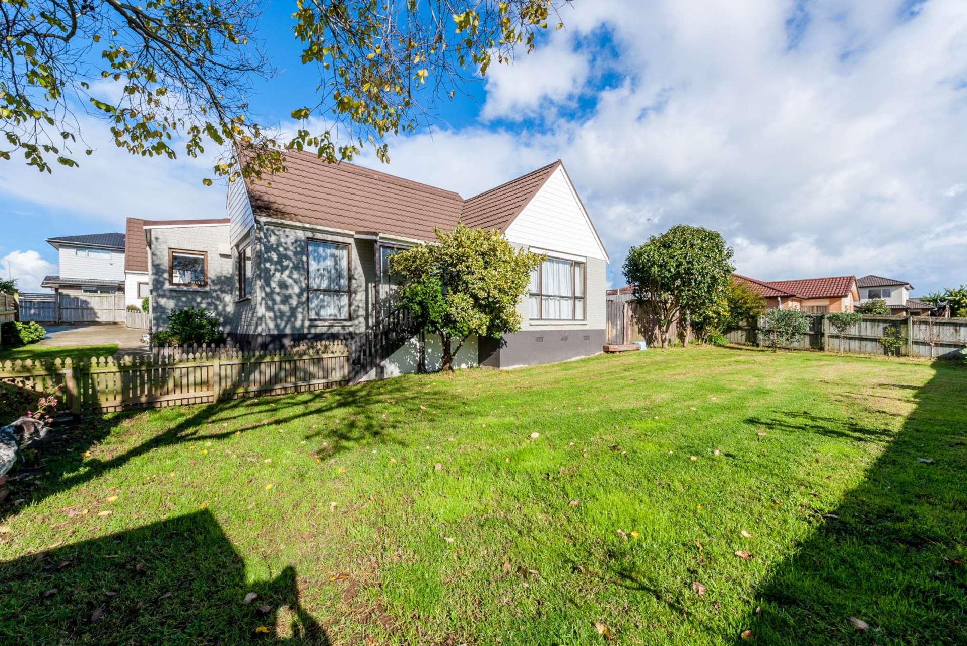 8 Austin Brave Place Favona_0