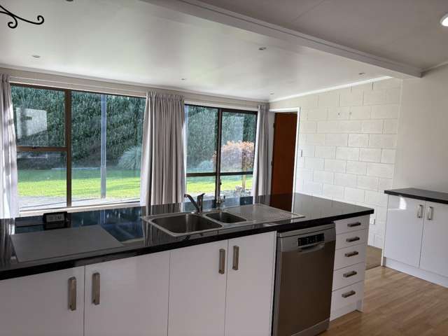 82 King Road 1052_1