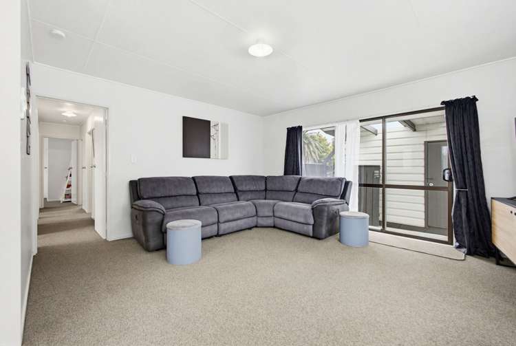 1/17 Atherfold Crescent Greenmeadows_5