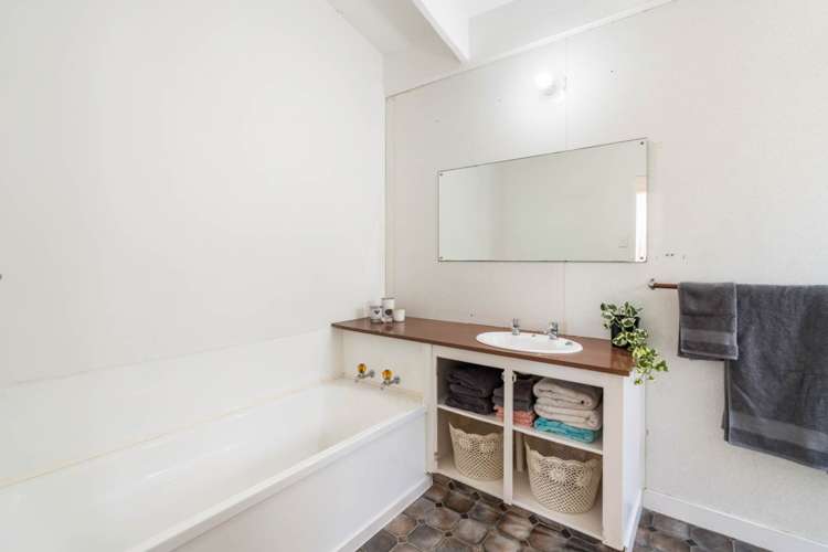 1/351 Royal Road Massey_11