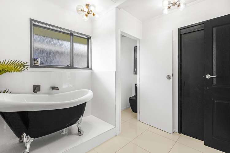 32 Chedworth Avenue Chedworth_13