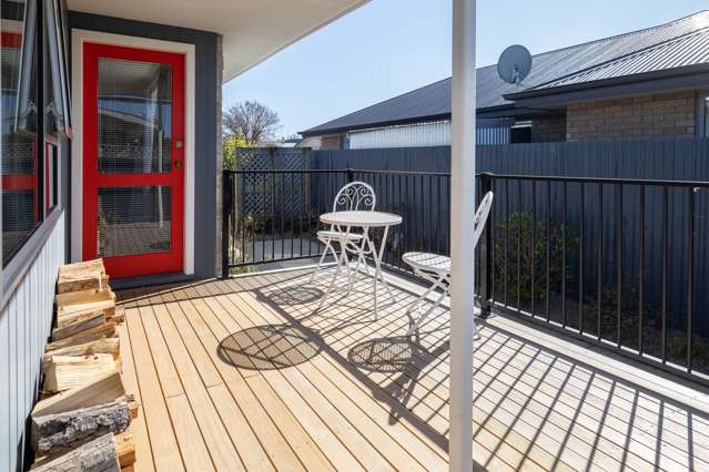 2/65 William Street Ashburton_1