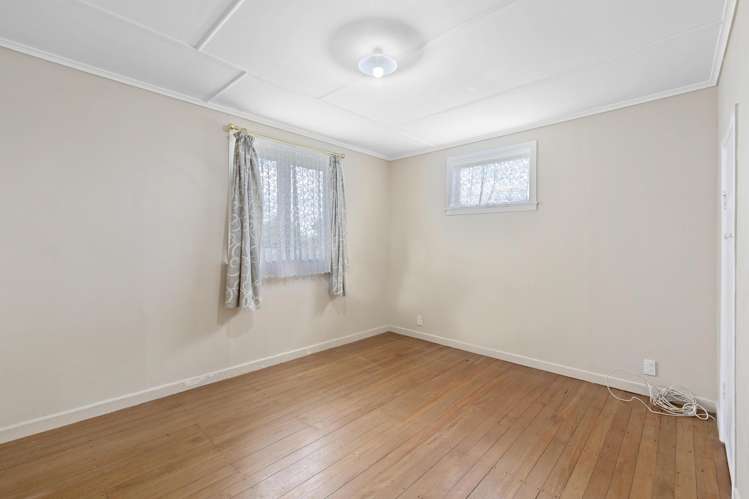 2 Armstrong Street Huntly_15