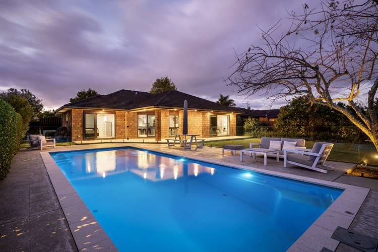 32 Bellbird Rise Pyes Pa_17