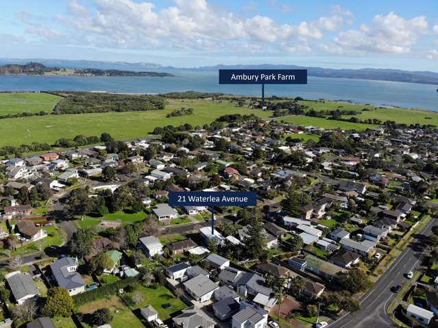 21 Waterlea Avenue Mangere Bridge_1