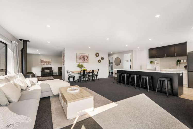 71 Stratford Drive Mount Pisa_26