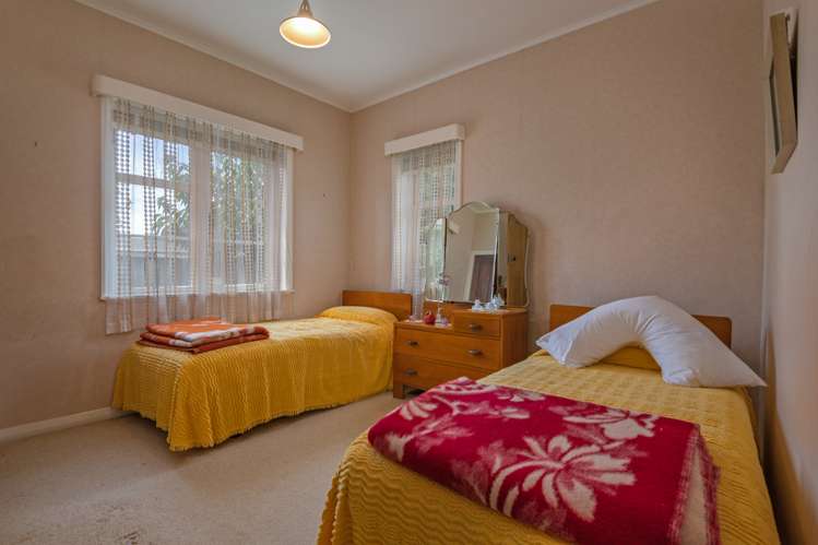 19 Savage Crescent West End_5