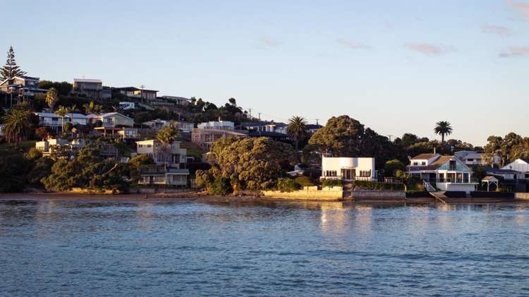 78 Wallis Street Raglan_46