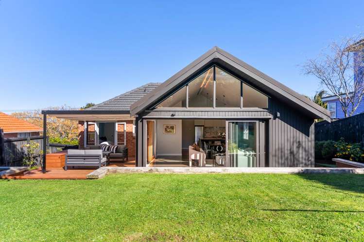 109 Owairaka Avenue Mount Albert_21