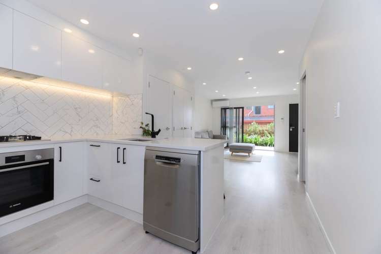 7/146 Boundary Road Blockhouse Bay_13