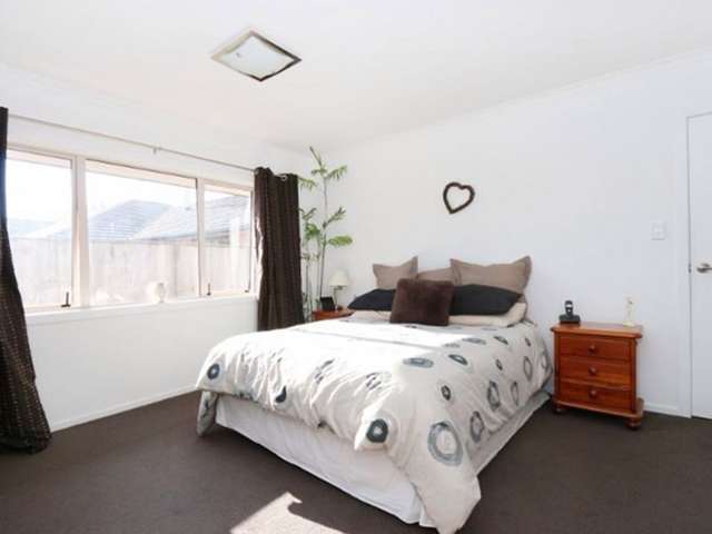 4 Galea Grove Kelvin Grove_4