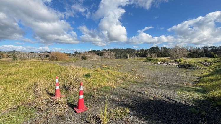 158 Pine Valley Road Dairy Flat_3