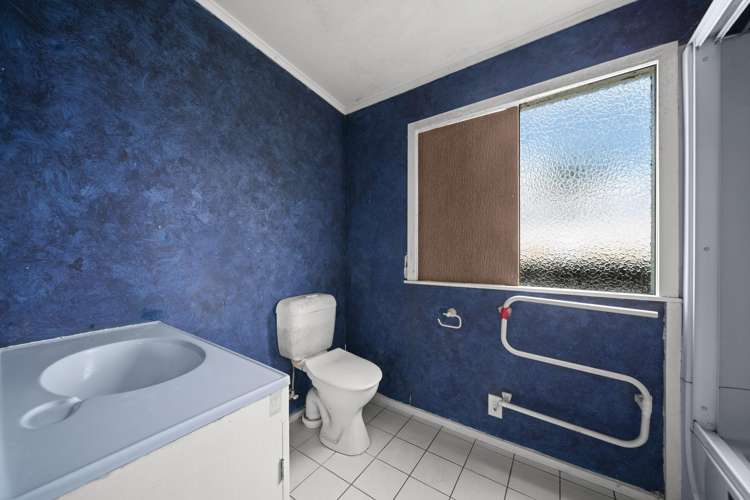 942 East Coast Road Northcross_11