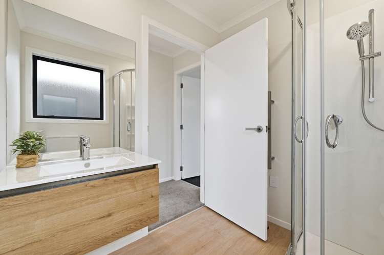 8 Korotere Drive Owhata_12