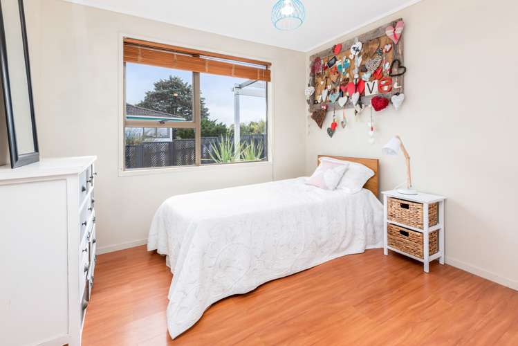 63 Marendellas Drive Bucklands Beach_6