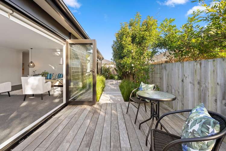 27A Lillian Place Orewa_13