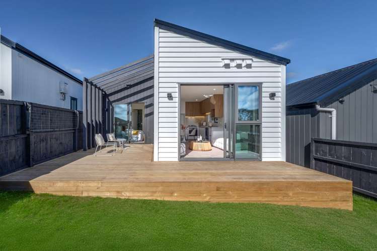 80 Puwha Street Massey_12