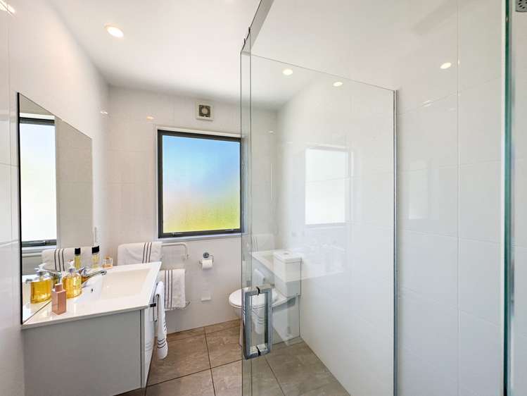 6/31 Clissold Street Merivale_12