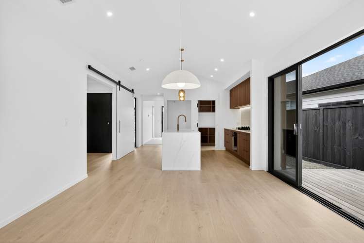 5 Tukutata Crescent_3