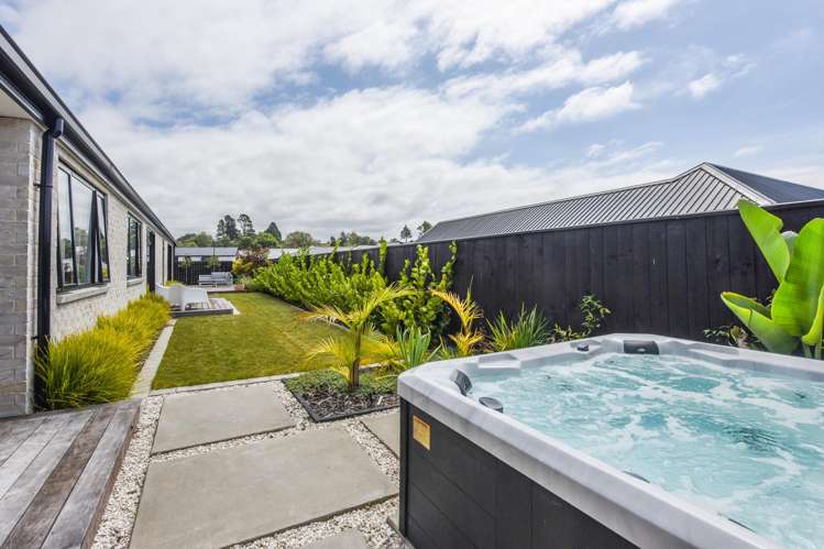 5 Safre Place Mapua_38