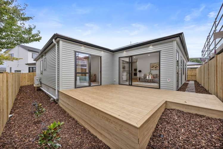 12 & 14 Furlough Road Opaheke_16