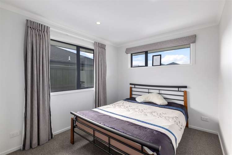 16 Northmoor Boulevard Rolleston_8