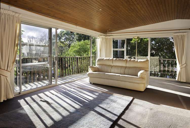 14 Charles Dickens Drive Mellons Bay_4