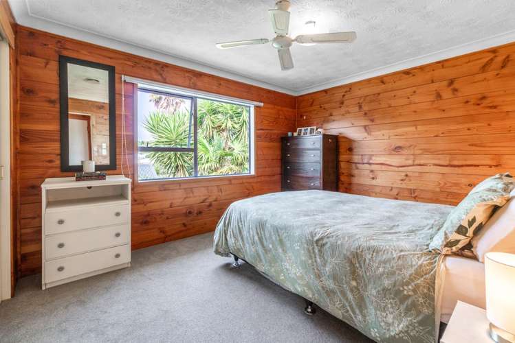 2/3 Clarks Beach Road Clarks Beach_8