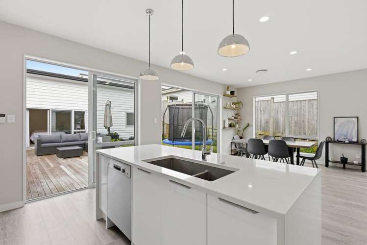 78 Godfrey Drive Orewa_12