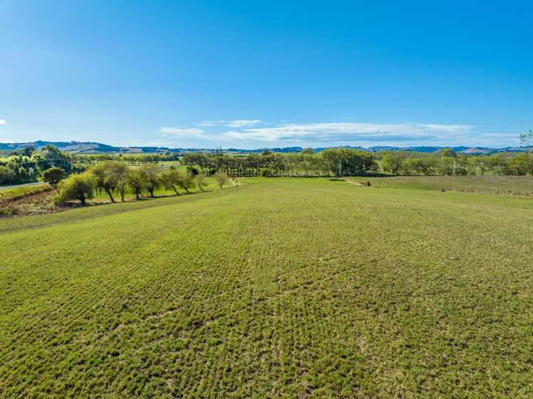 355 Aka Aka Stream Road Aka Aka_1