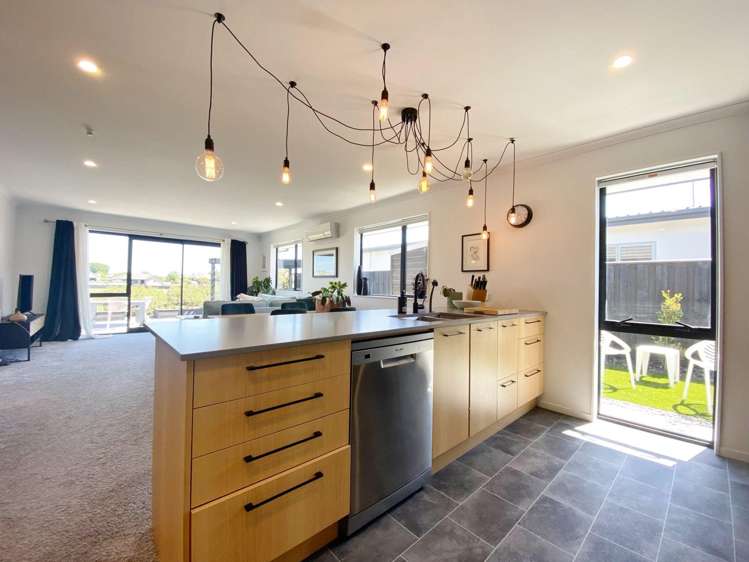 66 Sunline Av Lincoln_3