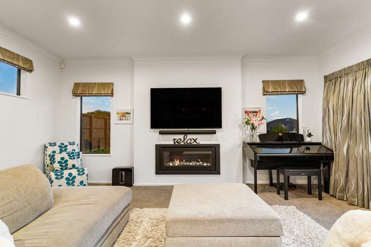 71 Seventh View Avenue Beachlands_11