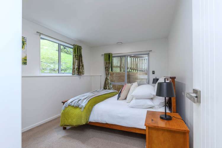 19 Mccahon Place Titirangi_16