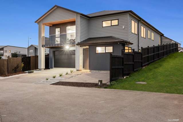 Modern Meets Comfort in Karaka’s Premier New Build