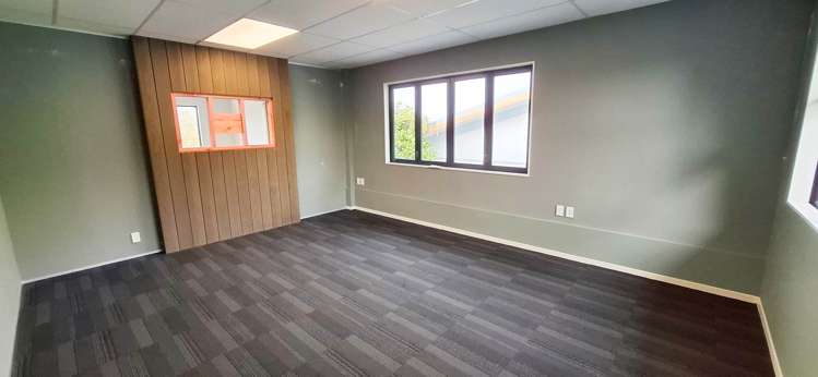 Unit 3/23 Wainui Road Silverdale_5