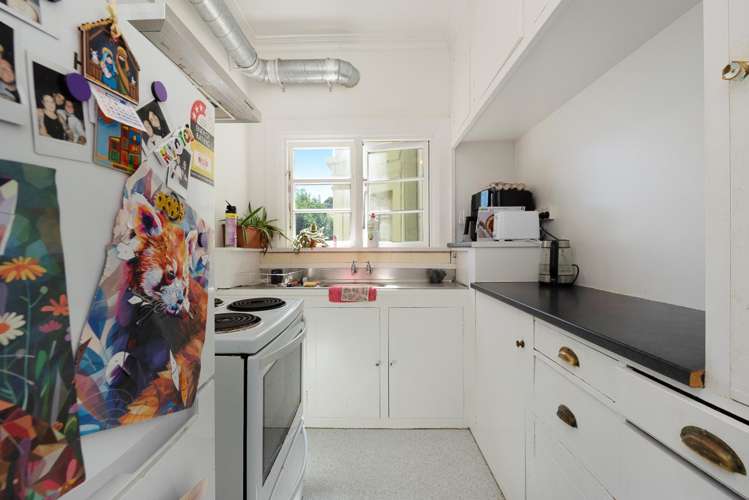 1-4/121 Hill Street Thorndon_10