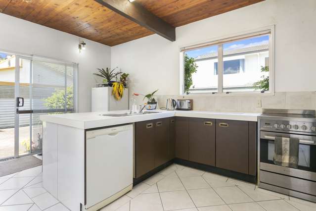 50 Hattaway Avenue Bucklands Beach_4