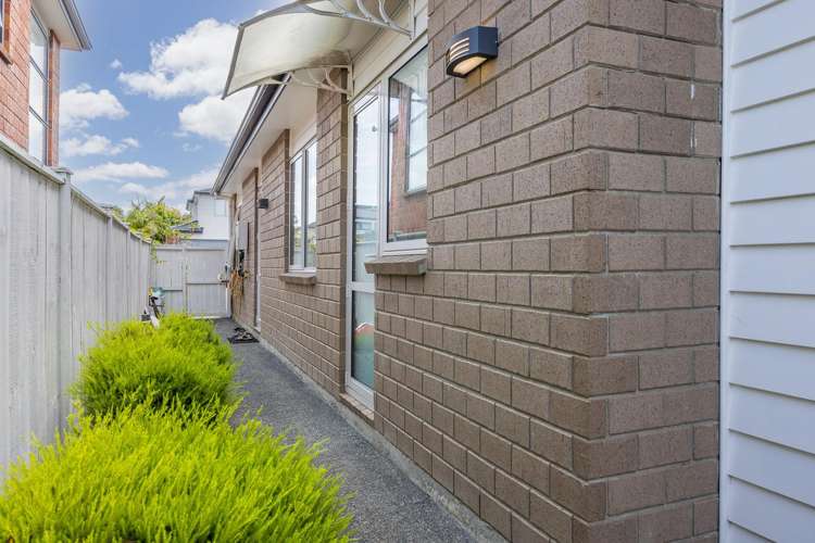 55 Castlederg Drive Flat Bush_6