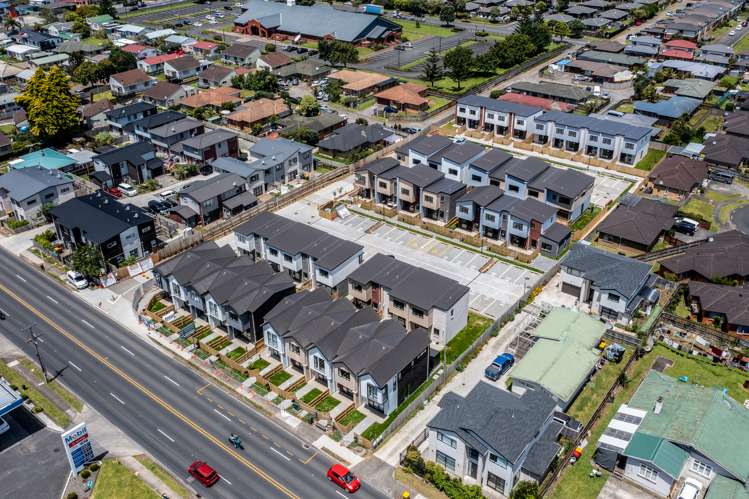 3 Hari Place Favona_6