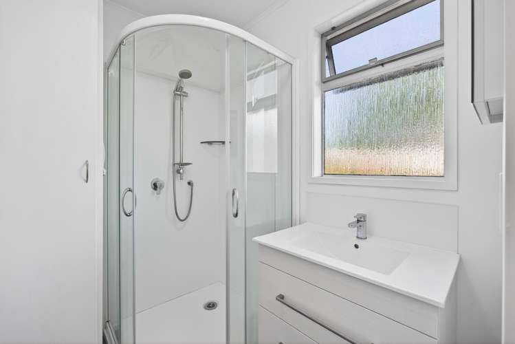 9 Black Street Stoke_23