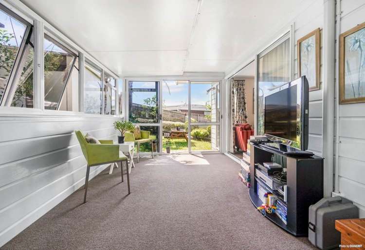 2/19 Churchill Road Cockle Bay_9