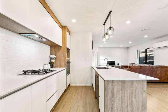 16 Survila Street Takanini_4