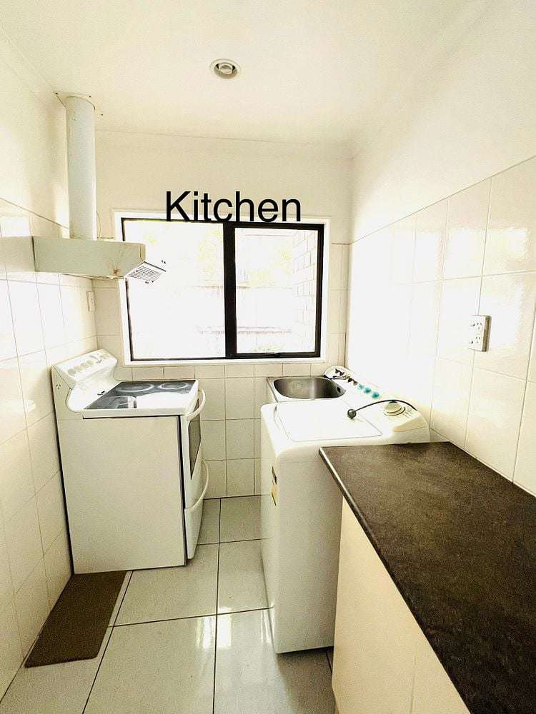 102 Middlefield Drive Flat Bush_20