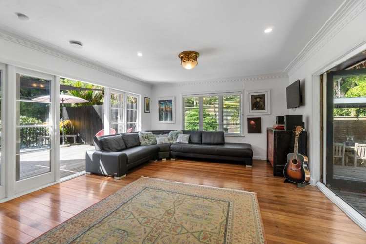 31 Valley Road Titirangi_2