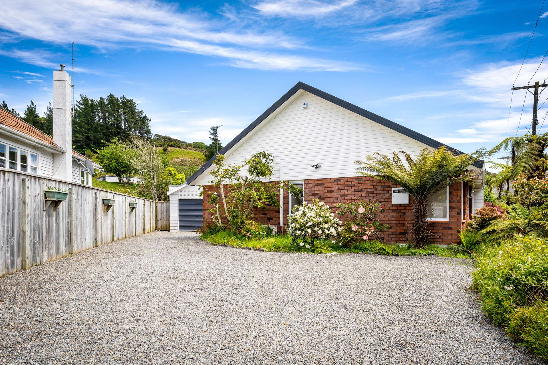 2/21 Sharpe Crescent Wainuiomata_0