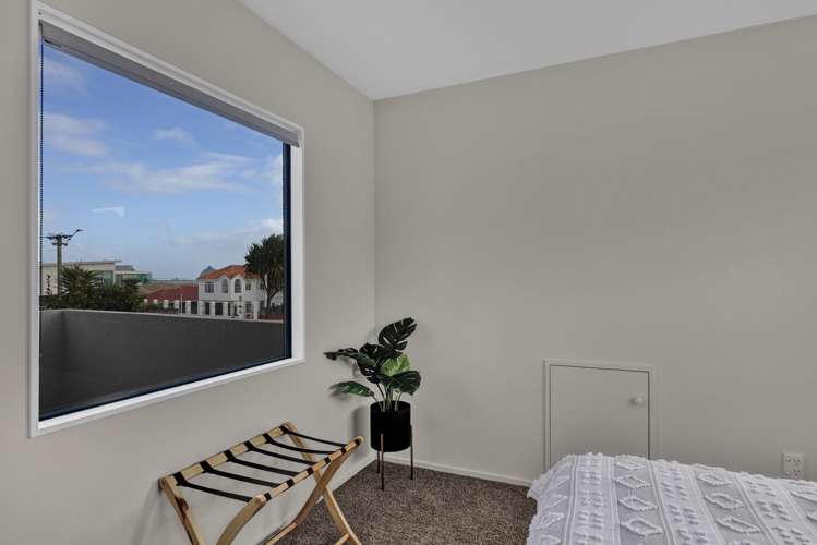 2 Kawaroa Close New Plymouth Central_18