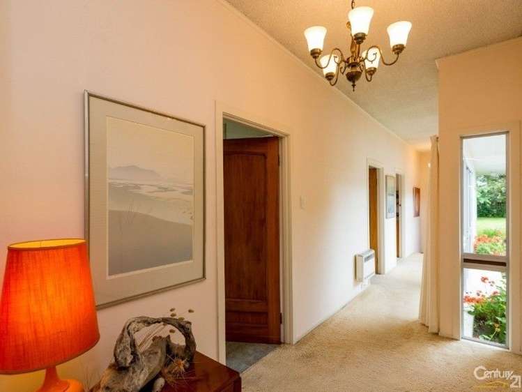 10 Karina Terrace Roslyn_11