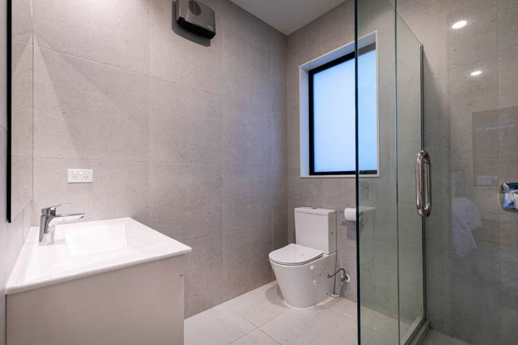 23 Siren Street Wainui_13