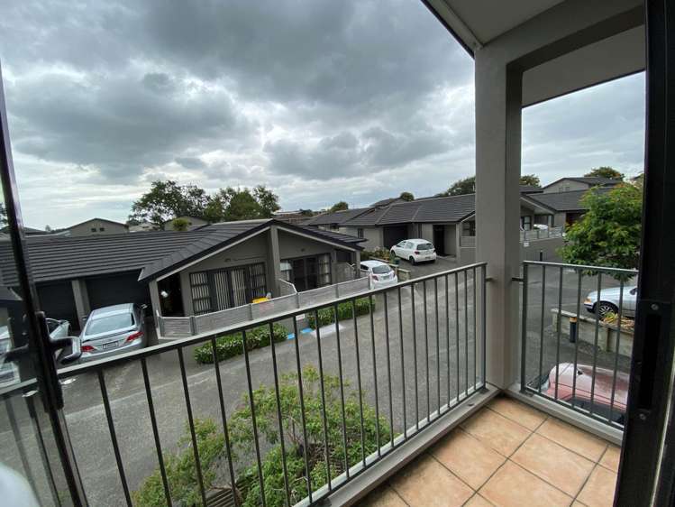 28/8 Landscape Road Papatoetoe_5